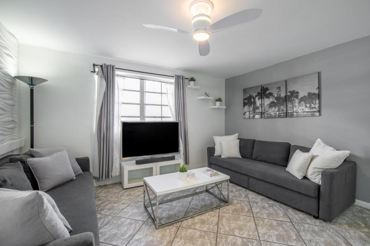 Collins Chic Apartment Miami Beach Exterior foto
